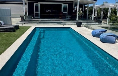 Martinborough House | Getaway on Grey - Pool and 4 bedrooms