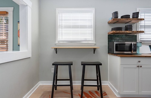 Crestline Heights House | Getaway to Crestwood Cottage!