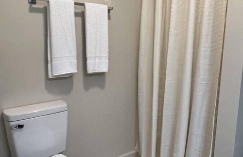 Waynesboro Hotel | Getaway to Owls Nest 44