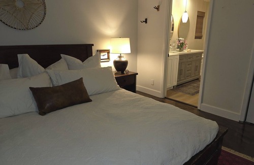 Center Point Other | Getaway to the Beautiful, Texas Hill Country! Sweet 4 Bedroom Home on 6 Acres