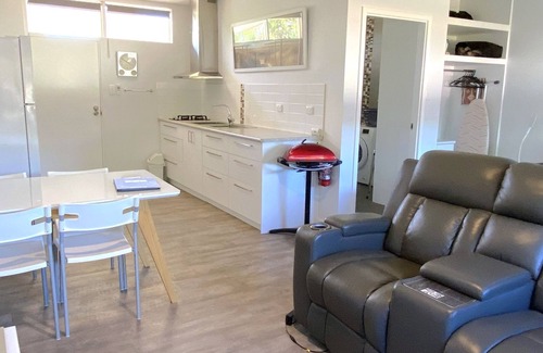 Exmouth Apartment | Getaway Villas Unit 38-7 - comfort on a budget