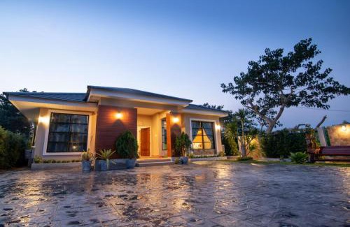 Sattahip Villa | GetZleep PoolVilla
