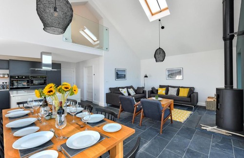 Aberdaron House | Geufron House