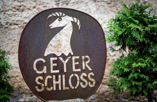 Creglingen Apartment | Geyer-Schloss Reinsbronn