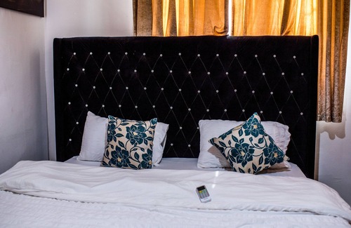 Ibadan Bed & Breakfast | Geza Luxury Apartment
