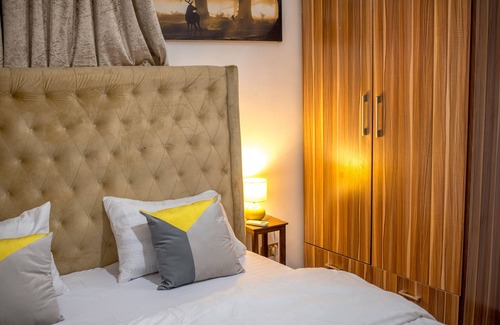 Ibadan Bed & Breakfast | Geza Luxury Apartment