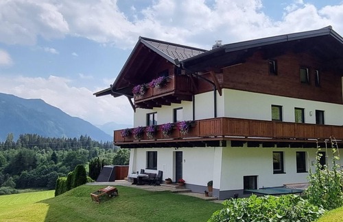 Flachau Apartment | Gföller vacation apartment - apartment (3-7 persons/3 bedrooms)