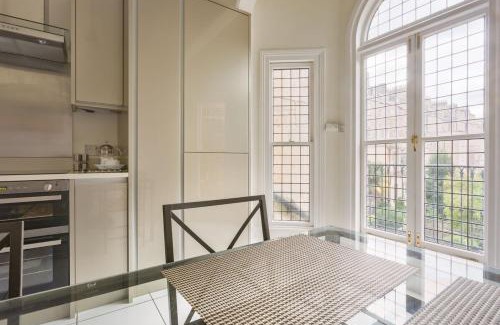 Bath Apartment | GFF Elegant & Central & Spacious 2 Bed Home with Garden
