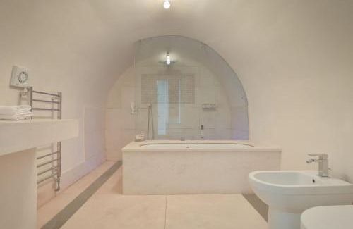 Bath Apartment | GFF Elegant & Central & Spacious 2 Bed Home with Garden