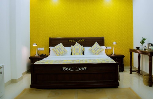 Nizamuddin East Bed & Breakfast | GG Bed and Breakfast