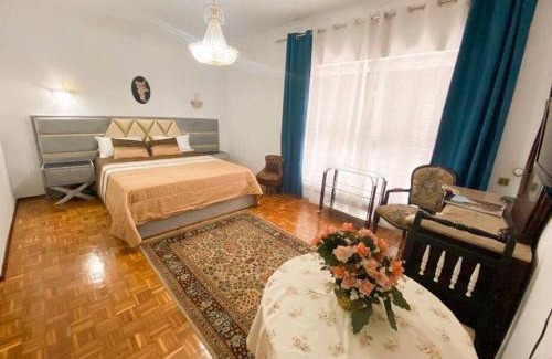 Odivelas House | GH Odivelas - Quartos em Casa com Bilhar!