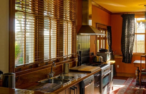 Granity Cabin | Ghost Lodge Granity Hot Tub on The Beach Sleeps upto 14 People Pet Friendly