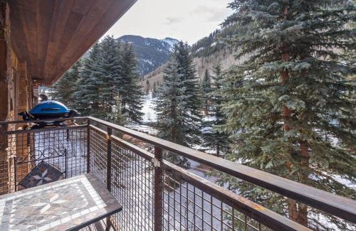 Telluride House | Ghostriders 5 by AvantStay 2 Bedroom Condo Near Main Street Hiking Skiing STR permit 3571