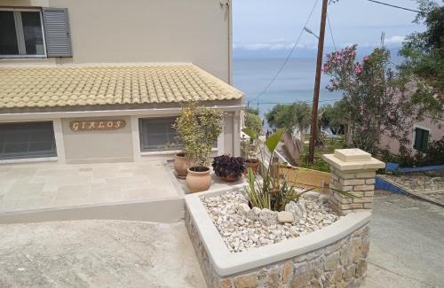 Chlomos House | Gialos Holiday House