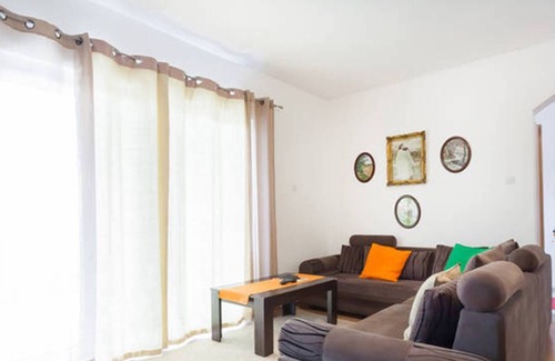 Susanj House | Giant 3 bedroom apartment (house)