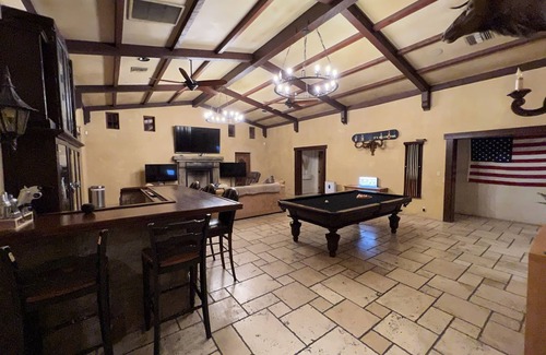 University Estates House | GIANT Compound located 15min from Scottsdale