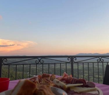Poggio Bustone Bed & Breakfast | GIARDINI DI MARZO Casa vacanza
