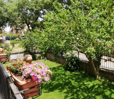 Bagnoregio Apartment | GIARDINO DI PRIMAVERA