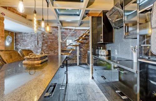 Chorlton-by-Backford House | Gibbet Mill