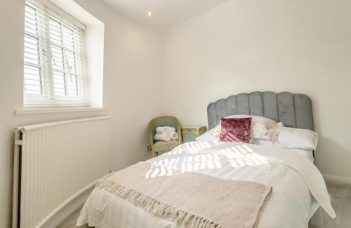 Chorlton-by-Backford House | Gibbet Mill
