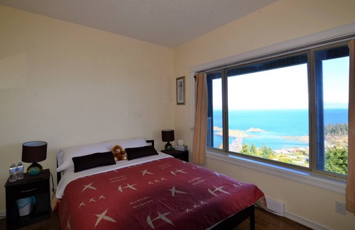 Regional District of Nanaimo Bed & Breakfast | Gibralter Rock Ocean View B&B