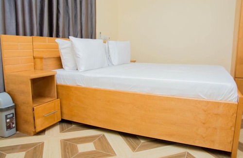 Tamale Hotel | GIDI LODGE