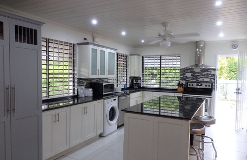 Sandy Lane Villa | Giggles - Beautiful Bajan Villa with Private Pool