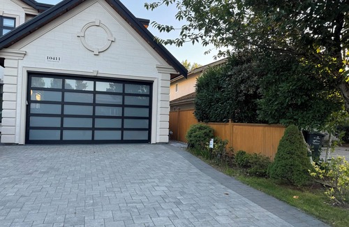 Steveston House | Gilbert house cozy guest ensuite room near YVR-airport