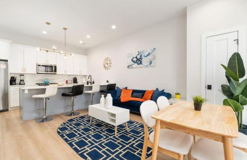 Bronzeville Apartment | Gilean Urban Retreat