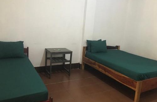 Labuhan Pandan House | Gili Lampu Cottage