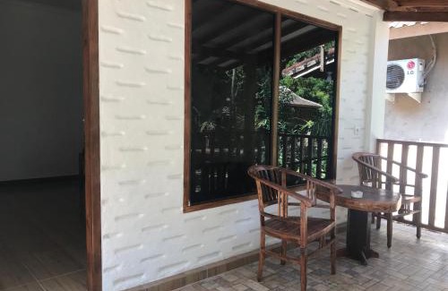 Labuhan Pandan House | Gili Lampu Cottage