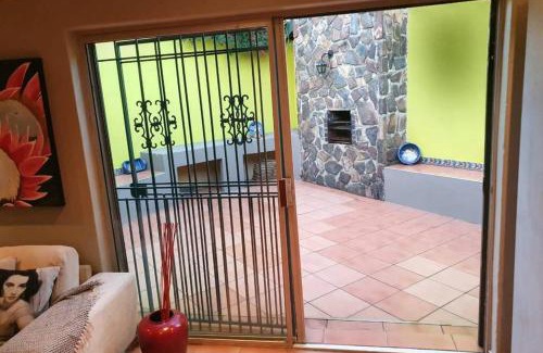 Benoni Apartment | GILLFORD GALLERY ACCOMMODATION