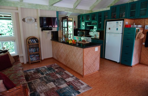 Kilauea Cottage | Gilligan's-secluded air-conditioned Cottage Near Gorgeous Beach-TVNC-4189