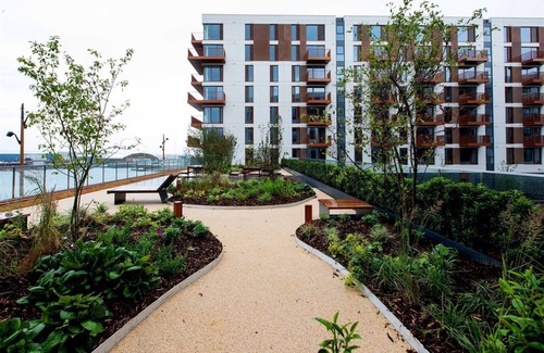 Gillingham Apartment | Gillingham's Best.Great Discount 4 long Term Stay.River View.Netflix & Parking.