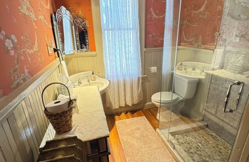 Salisbury Bed & Breakfast | Gillis Grier Bed & Breakfast