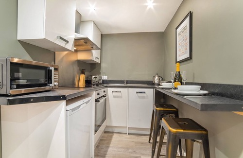 York Cottage | Gillygate Boutique Apartment - sleeps 4 guests in 1 bedroom