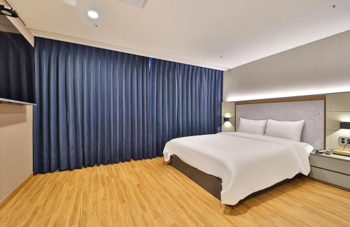 Jeju City Hotel | Gimhae City Hotel