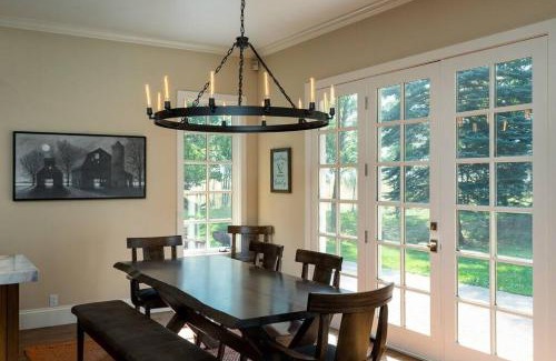 Sun Valley House | Gimlet Family Home Close to Lift with Hot Tub!