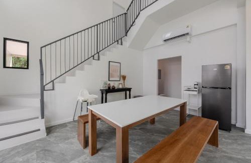 Bang Sare Villa | Gina Poolvilla90 Pattaya-Bangsaray to beach 900M
