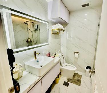 Paranaque Hotel | Gina Staycation The Atherton DMCI Parañaque