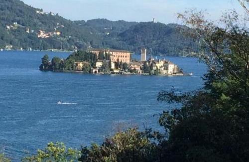 Madonna del Sasso Apartment | Ginetta