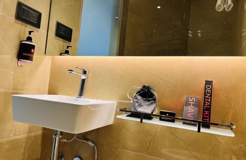 Goregaon East Hotel | Ginger Mumbai Goregaon