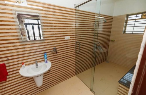 Tonse West Villa | Gintara Beachstay