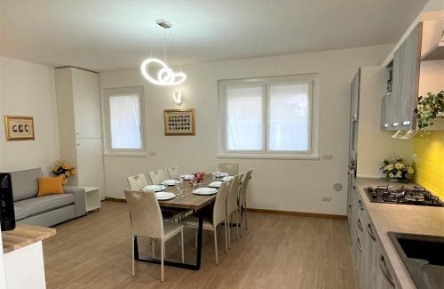 Verbania Apartment | GIORNI FELICI tutto nuovo, giardino, park e bikepark