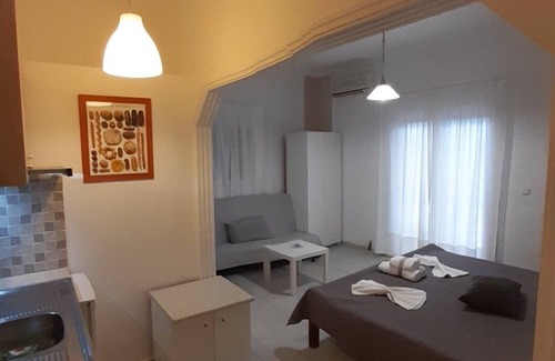 Arcoudi House | Giota Rooms