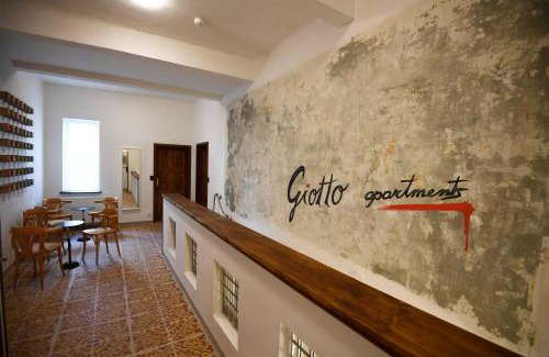 Prague 10 Apartment | Giotto Apartments