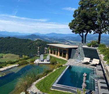 Hochosterwitz Hotel | Gipfelhaus Magdalensberg