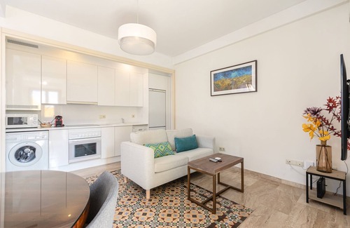 Historical Center Apartment | Giralda Views Deluxe with Private Terrace