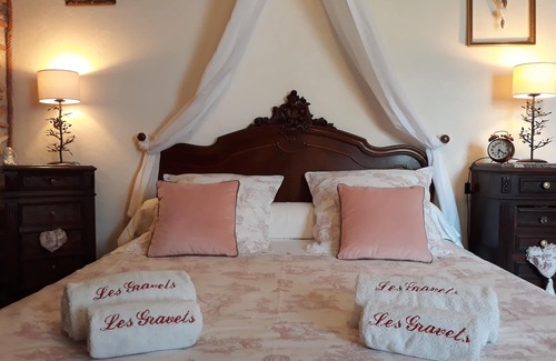 Sigalens Bed & Breakfast | Gironde" guest room, swimming pool and Nordic bath