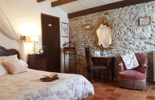 Sigalens Bed & Breakfast | Gironde" guest room, swimming pool and Nordic bath